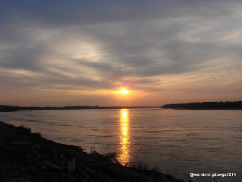 Sunrise over the Mississippi River at Tom Sawyer RV Park