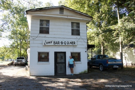 Jone's Bar-B-Q Diner
